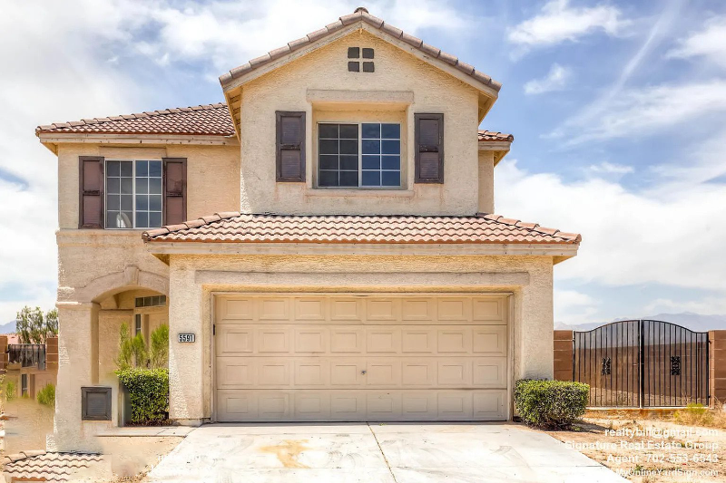 Primary Photo - 5591 Crestlock Dr