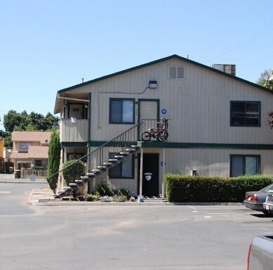 Primary Photo - 1108 Porter Ave