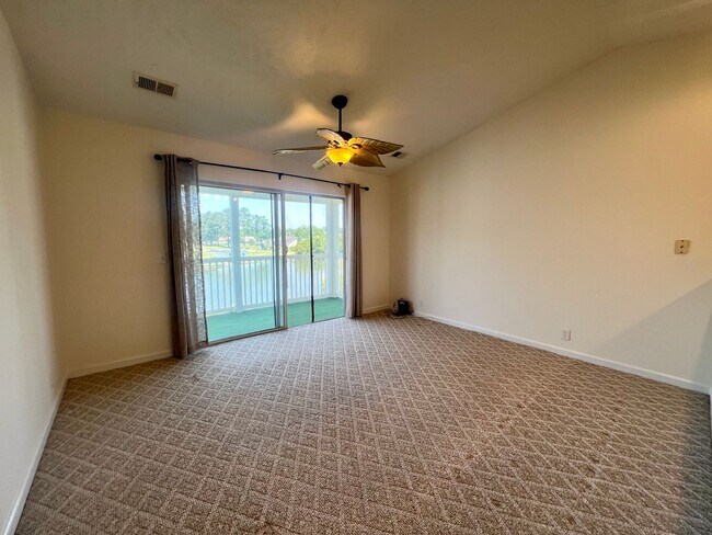 Foto del edificio - Longs - 1 Bedroom / 1 Bathroom Condo