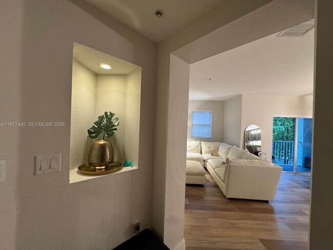 Building Photo - 8960 NW 97th Ave