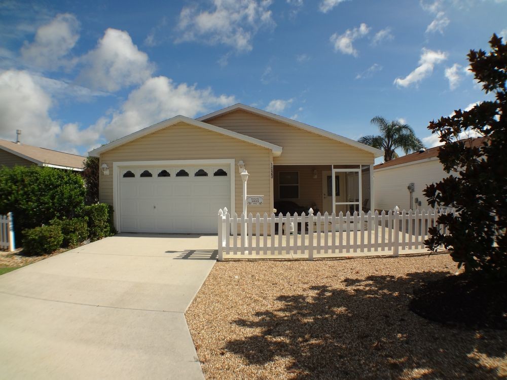 Foto principal - 2/2 Patio Villa near Lake Sumter Landing