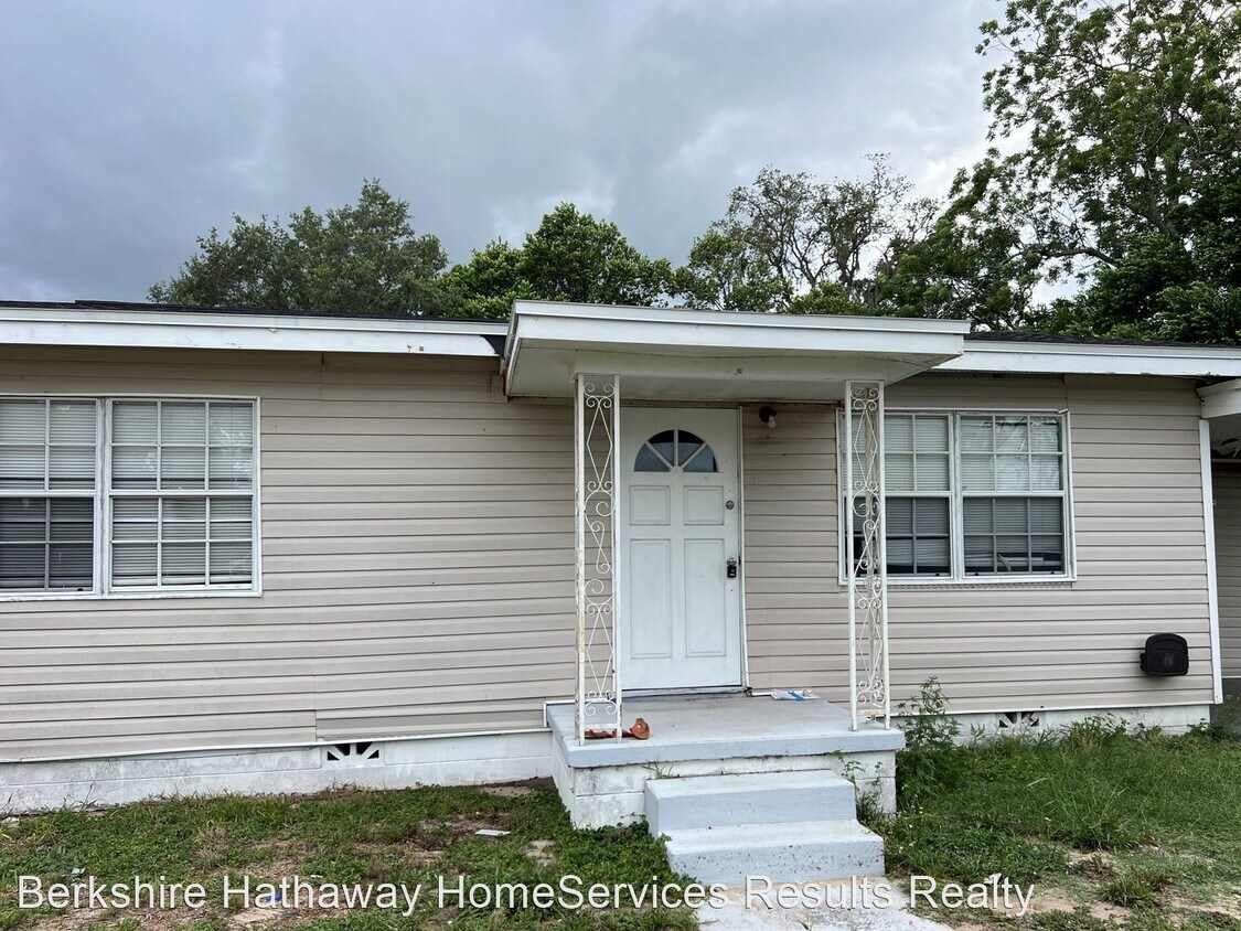 Primary Photo - 3 br, 2 bath House - 136 Palm Leaf Ave
