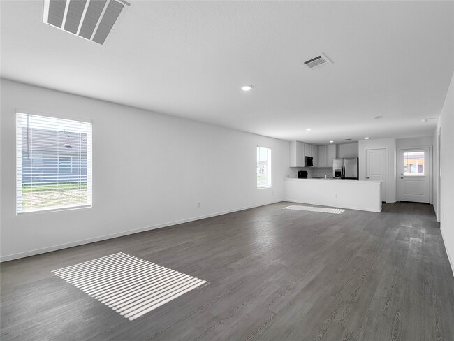 Building Photo - 18743 Barrichello Dr