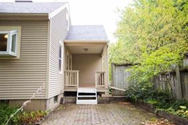 Foto del edificio - 3 Bedroom house close to UIHC and Kinnick