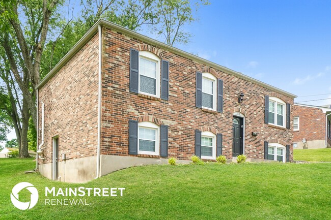 Building Photo - 3208 Cabinwood Dr