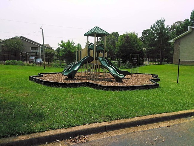 Foto del edificio - Southbrook Gardens Apartments