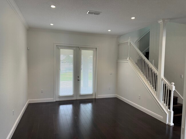 Photo - 3900 Lake Sarah Dr House