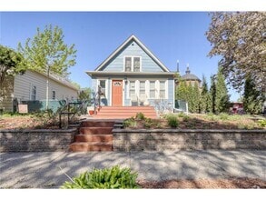 Building Photo - 1618 6th St NE