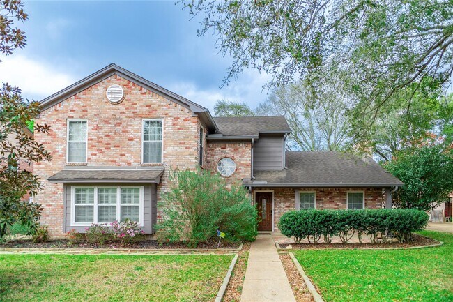 Foto del edificio - 18310 Spellbrook Dr