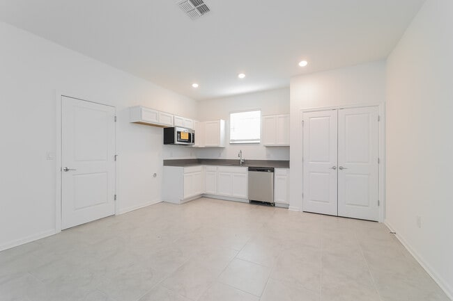 Building Photo - 192 Pershing St, Bartow, FL