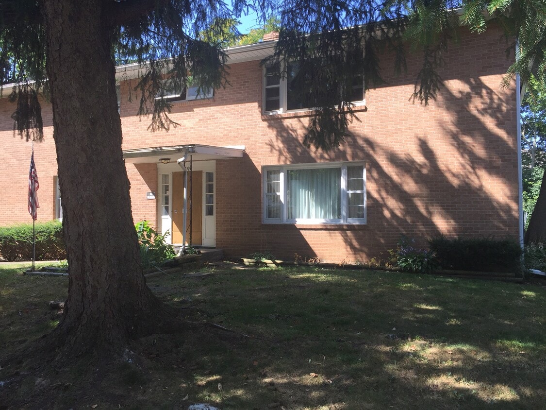 Building Photo - 1306 Jewel Ct