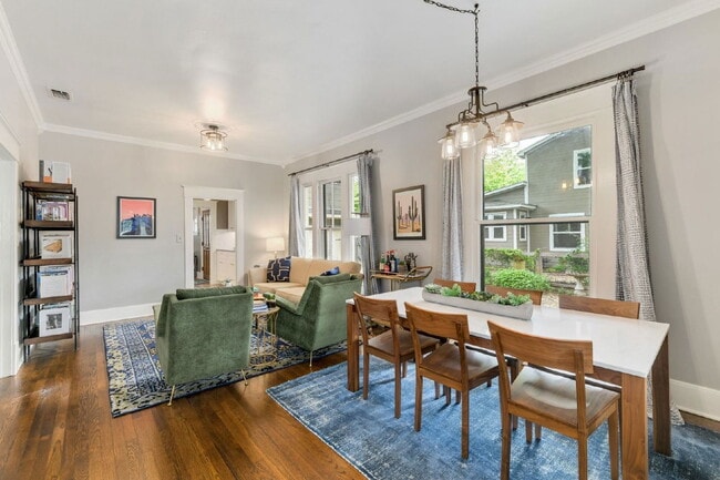 Foto del edificio - 5202 Grover Ave