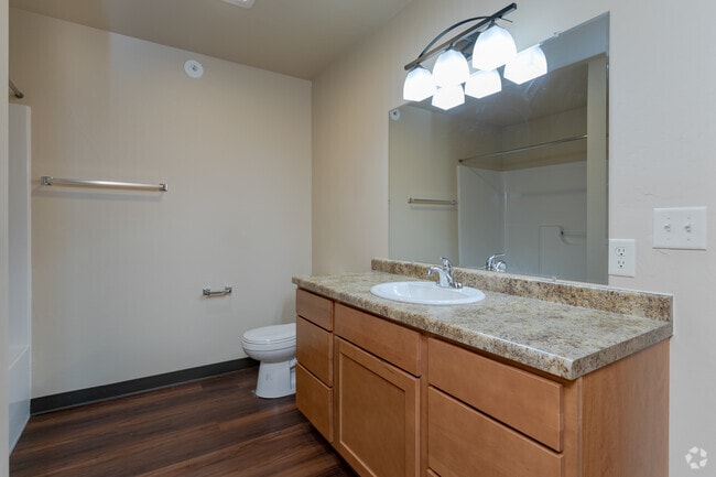 2HAB, 2BA - 2F - Pineview Park Apartments LLC