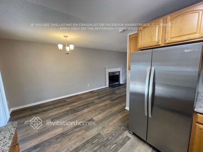 Building Photo - 16522 E Princeton Pl