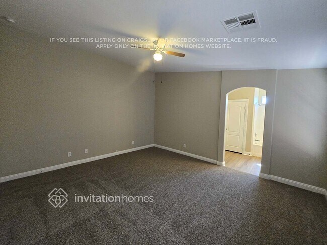Building Photo - 6067 Camden Cove St