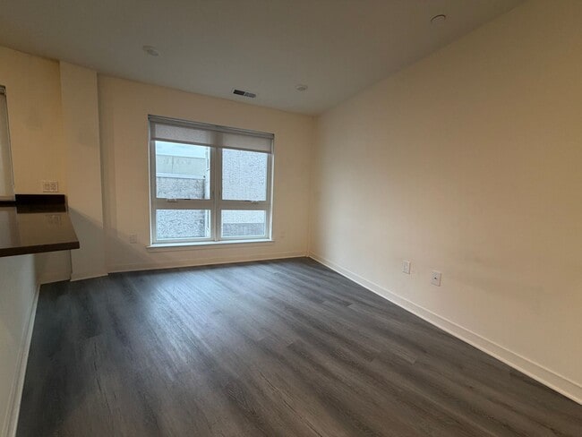 Building Photo - 2451 Frankford Ave