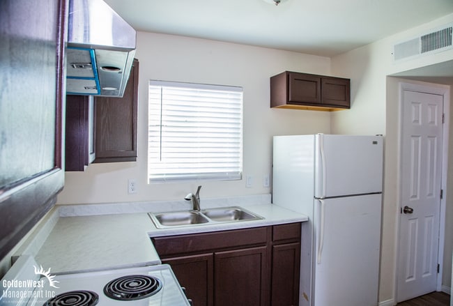 Foto del edificio - Cozy 1Bdm 1Ba Apartment in the Heart of Las Vegas