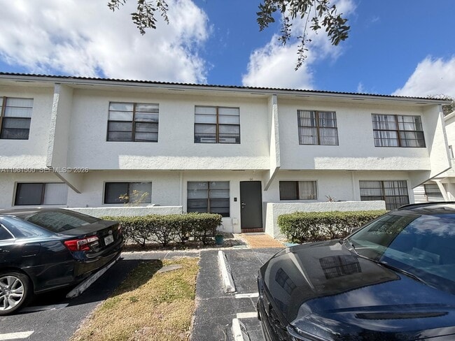 Foto del edificio - 2566 Coral Springs Dr