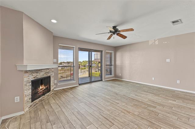 Building Photo - 271 Henry Chandler Dr