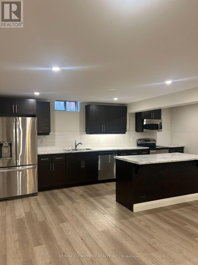 Building Photo - 4871 ALLAN Ct