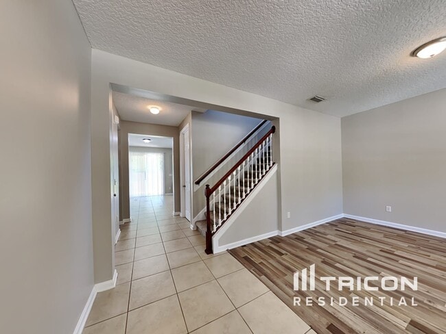 Building Photo - 156 Tollerton Avenue