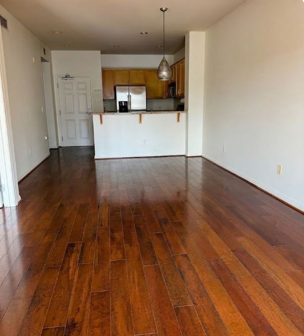 Foto del edificio - 450 J St