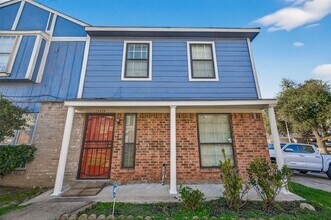 Building Photo - 13424 Castilian Dr