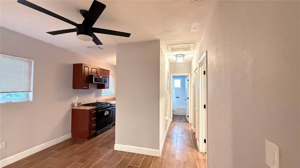 Foto principal - 5830 NW 7th Ct