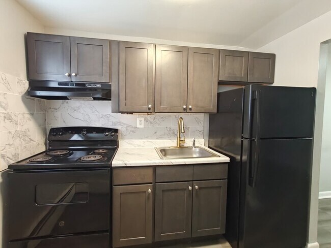 Photo - 308 Main St Apartment