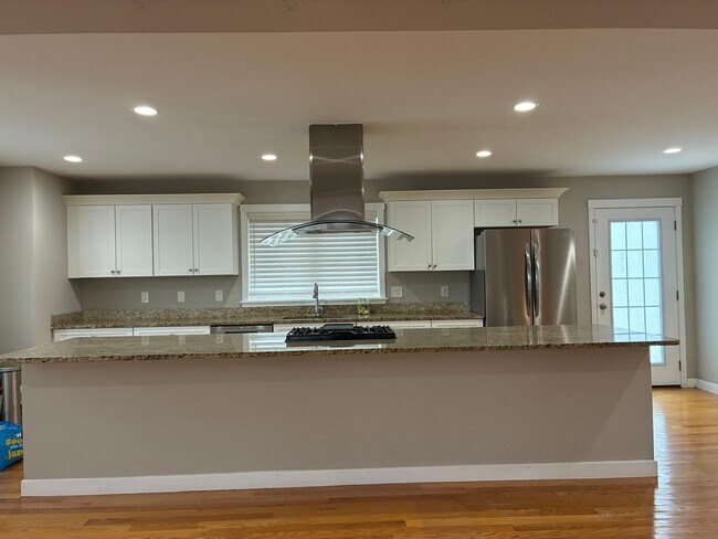 Foto del edificio - 4 Craftsman Ct