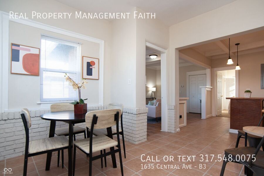 Foto principal - 1635 Central Ave