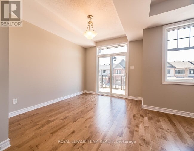 Building Photo - 210 Halyard Way