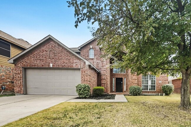 Building Photo - 2112 Lake Fork Ln