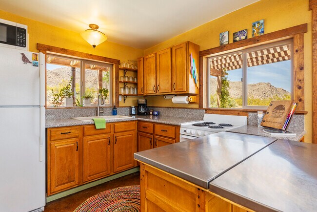 Foto del edificio - 67939 Sullivan Rd