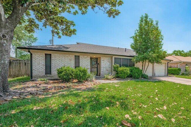 Foto del edificio - 9922 Carlow Ln