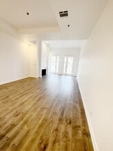 Building Photo - 230 S. Hamilton