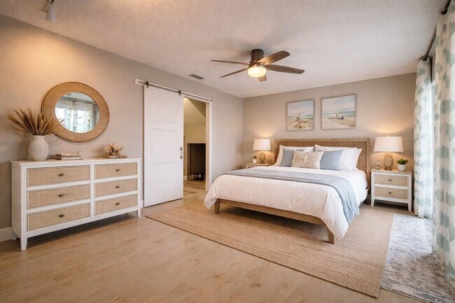 Foto del edificio - 1244 Beachside Ln