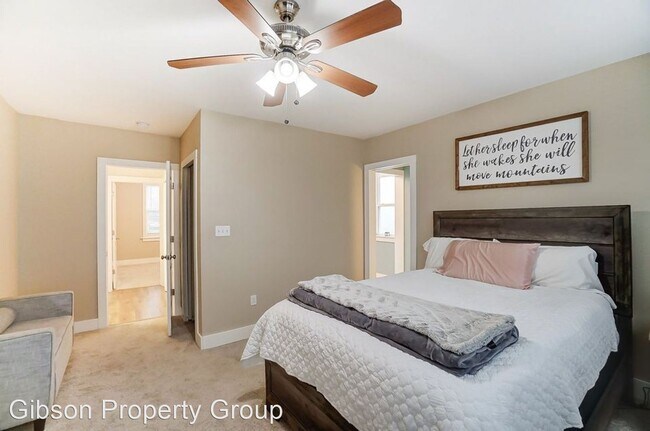 Foto del edificio - 2 br, 2 bath House - 5514 Carthage Ave.