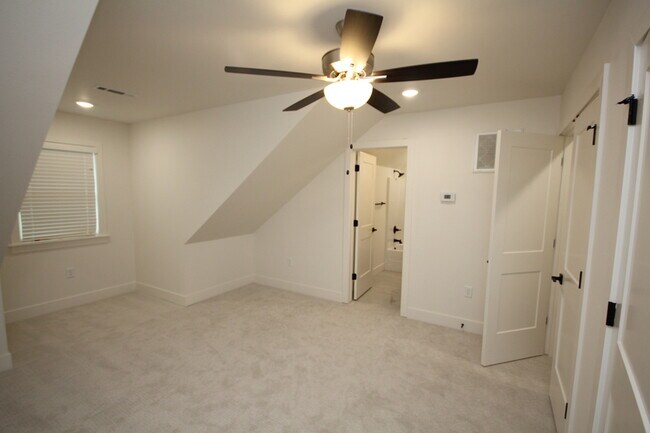 Foto del edificio - 1900 W Saddlebrook Ln
