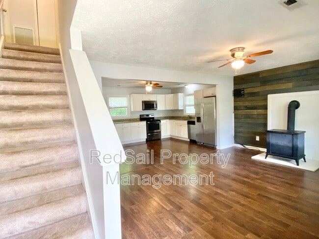 Photo - 5187 Oak Creek Cir House