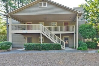 Building Photo - 1904 Country Park Dr