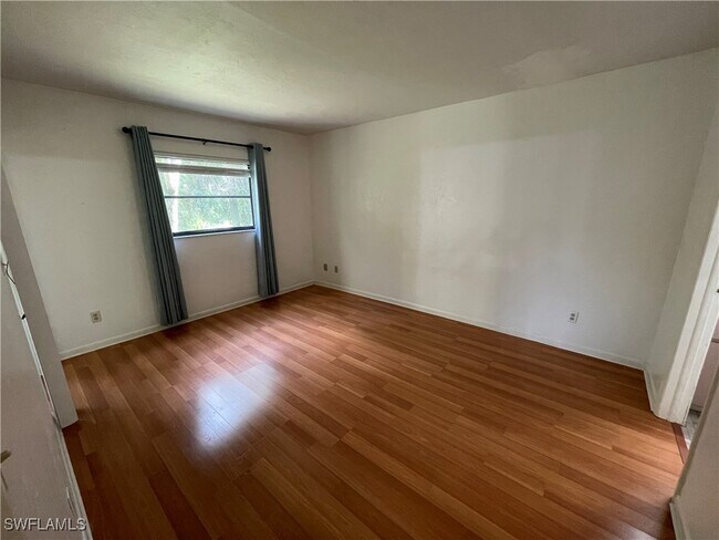 Foto del edificio - 28150 Pine Haven Way