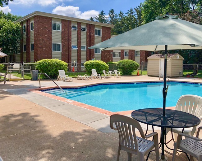 Lucia Lane Apartments Apartments 6680 Lucia Ln NE Fridley, MN