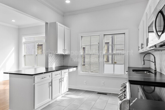 Building Photo - 1508 Bailey Ave