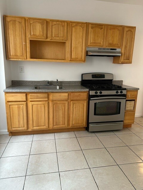 Foto del edificio - 793 E 19th St