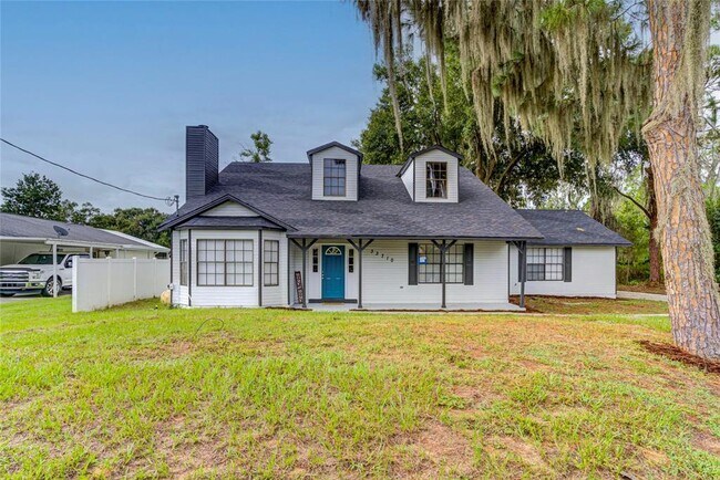 Building Photo - 33710 Linda Ln
