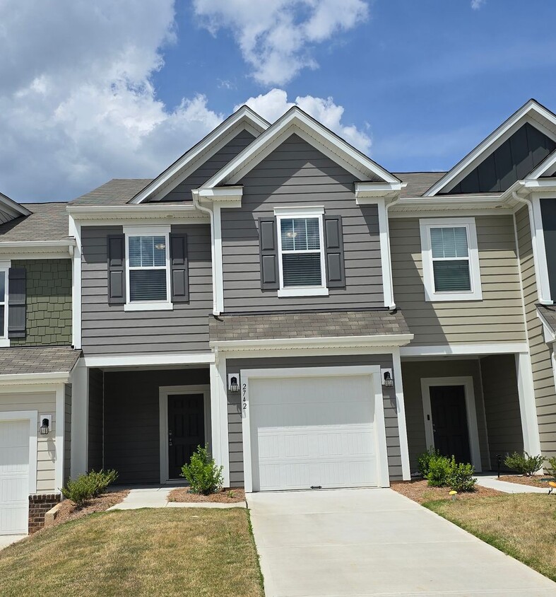 Primary Photo - Beautiful New Construction; 3BR/2.5BA Town...