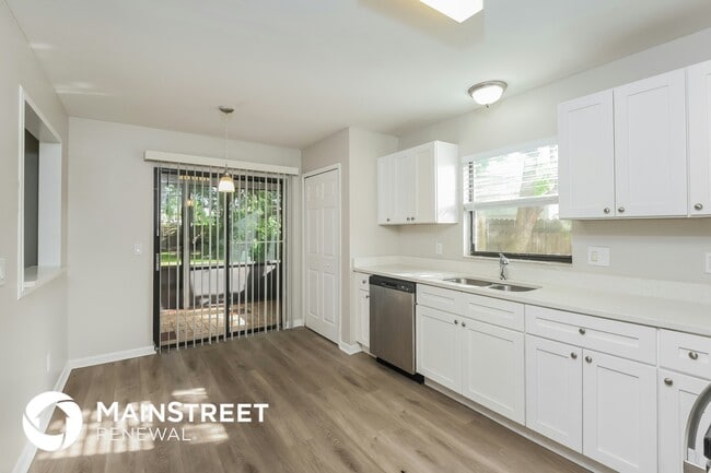 Building Photo - 5907 Norvale Ct