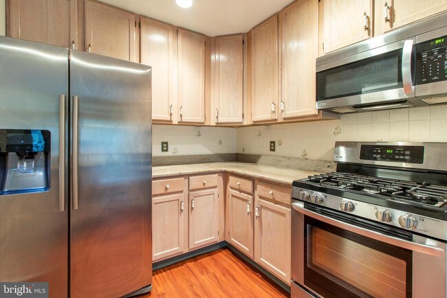 Foto del edificio - 352 Glennbrook Way