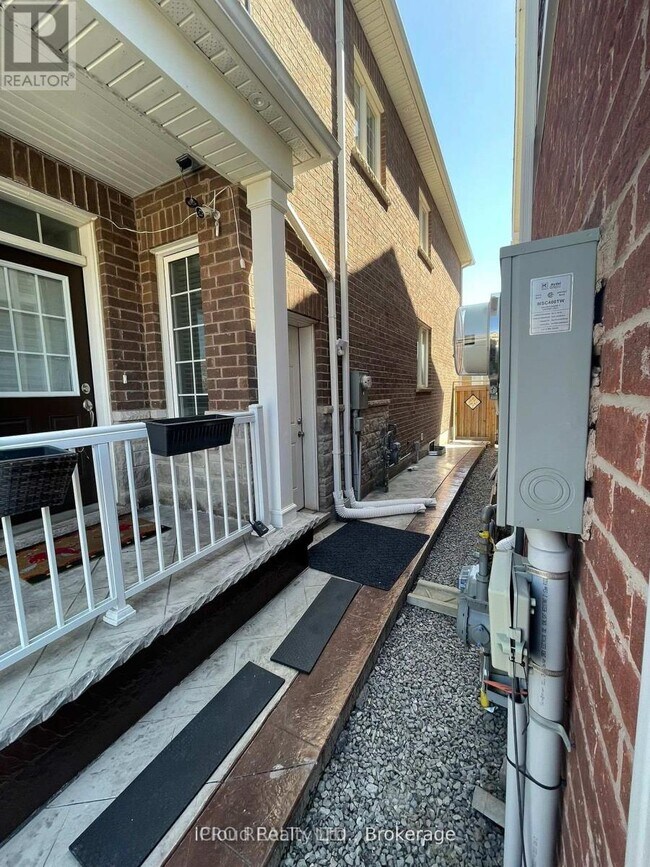 Building Photo - 462 Etheridge Ave